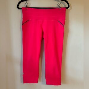 Athleta Cropped Leggings HOT PINK Women’s Small